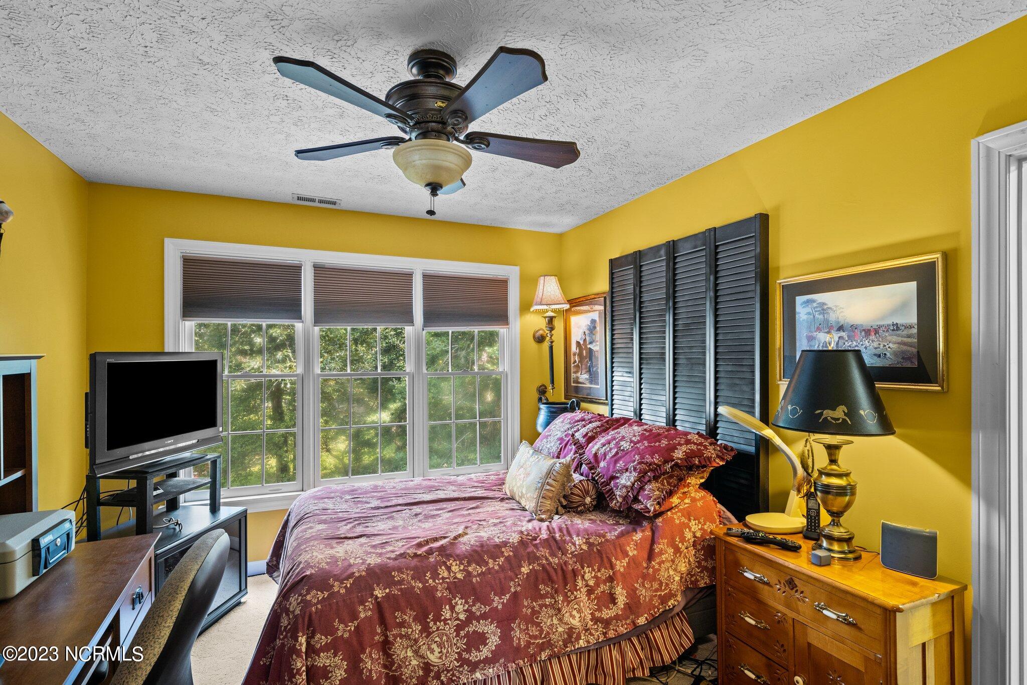2133 Perrytown Loop Road New Bern, NC 28562 - Photo 34 of 51 36-web-or-mls-2I3A0060