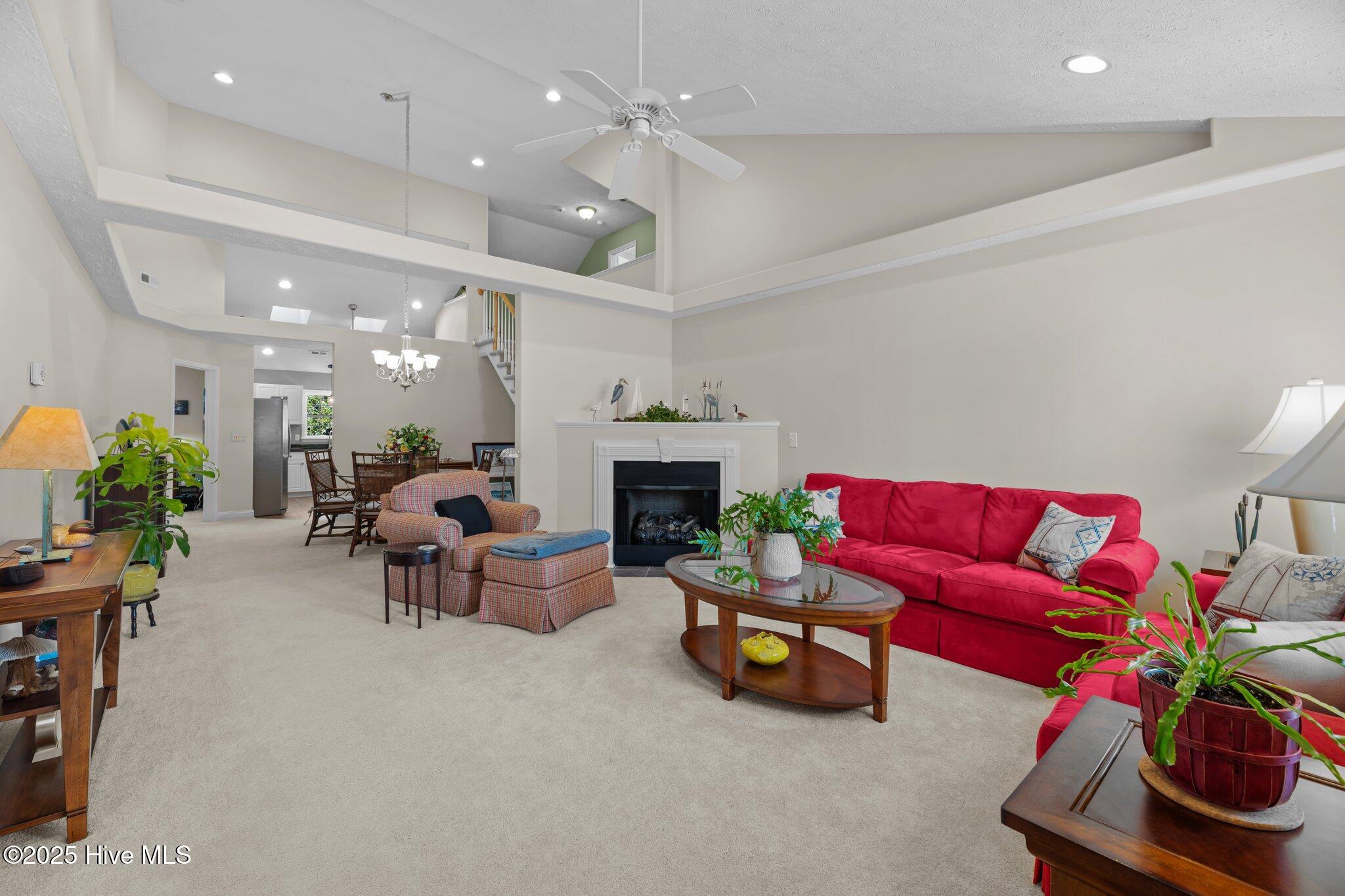 408 Neuchatel Road New Bern, NC 28562 - Photo 2 of 49 Living Room