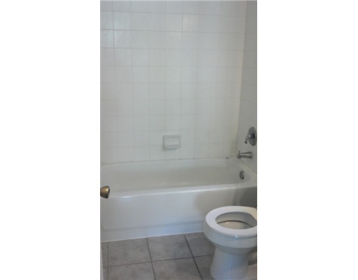 4175 Haverhill Road, Unit 905 West Palm Beach, FL 33417 - Photo 4 of 6 Additional Photo