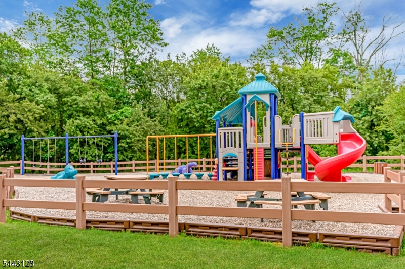 262 Marcia Way Bridgewater, NJ 08807 - Photo 37 of 40