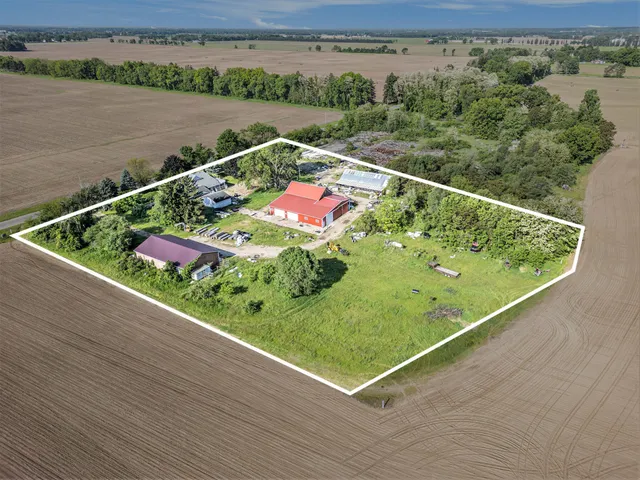 $300,000 | 19146 Fairchild Road, Constantine, MI 49042