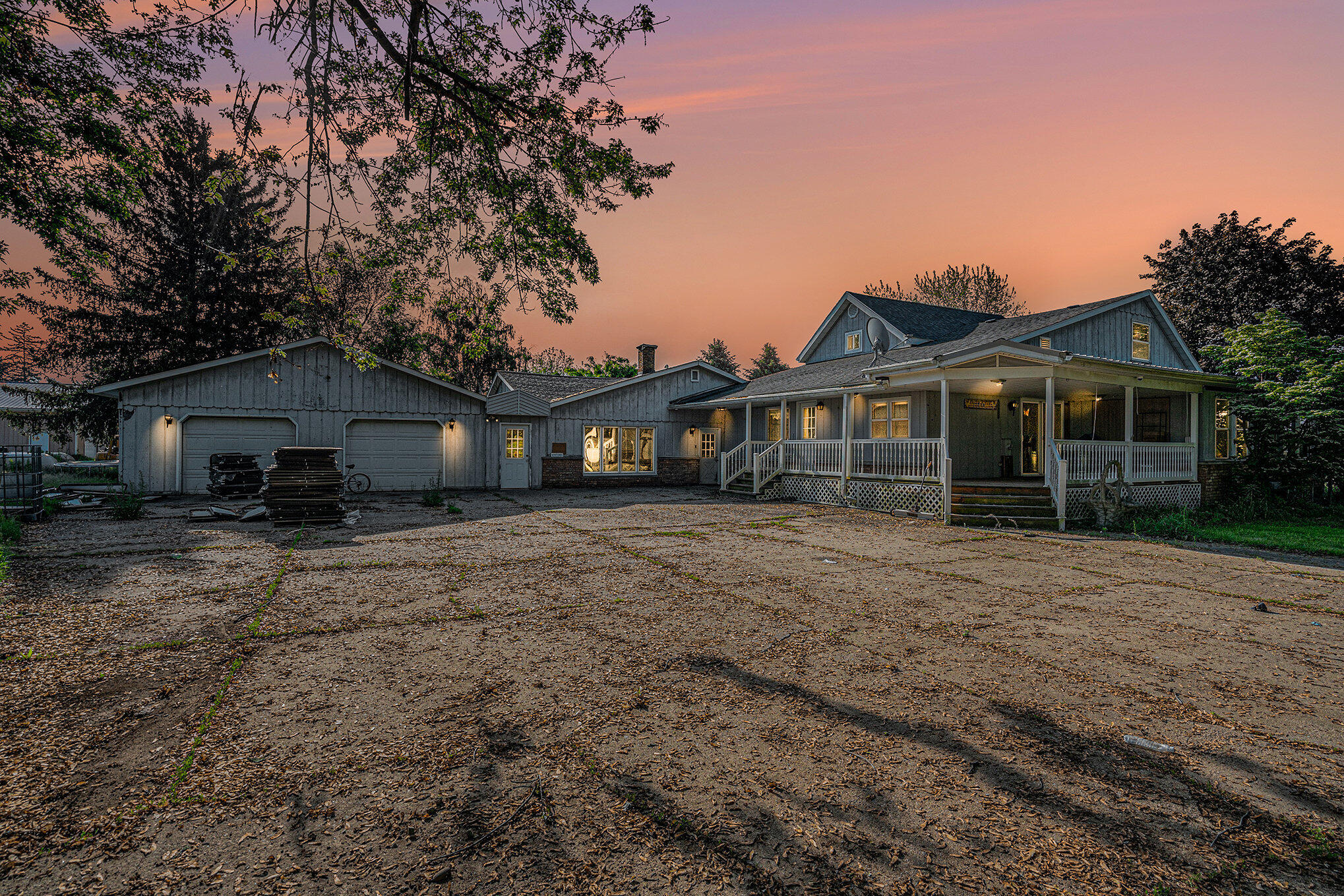 19146 Fairchild Road Constantine, MI 49042 - Photo 5 of 42 003_file_881