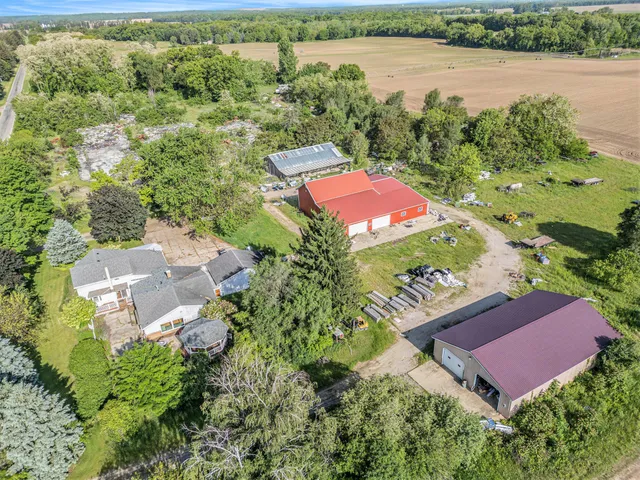 $300,000 | 19146 Fairchild Road, Constantine, MI 49042