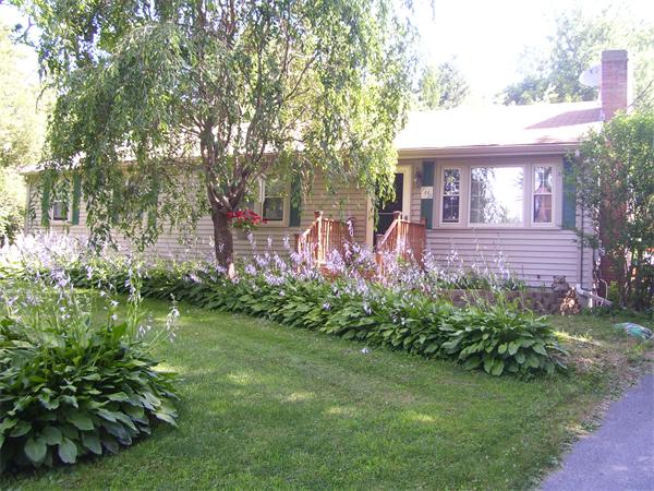 11 Florence Street Littleton, MA 01460 - Photo 1 of 30