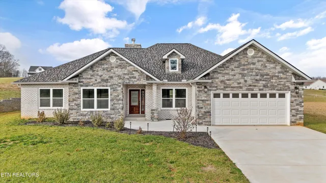 $575,000 | 227 Sugar Maple Court, Madisonville, TN 37354