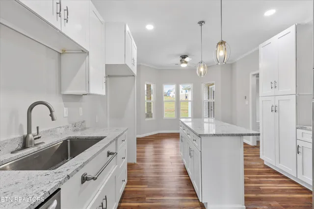 $575,000 | 227 Sugar Maple Court, Madisonville, TN 37354