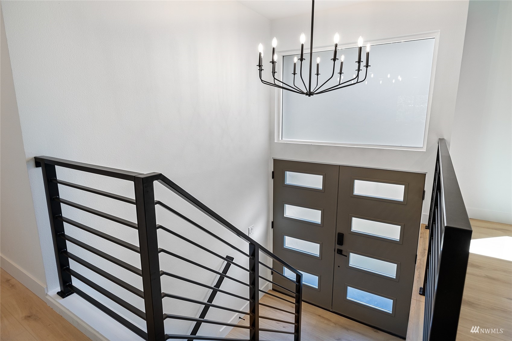 13603 196th Avenue Southeast Renton, WA 98059 - Photo 4 of 39 Gallery Image 4