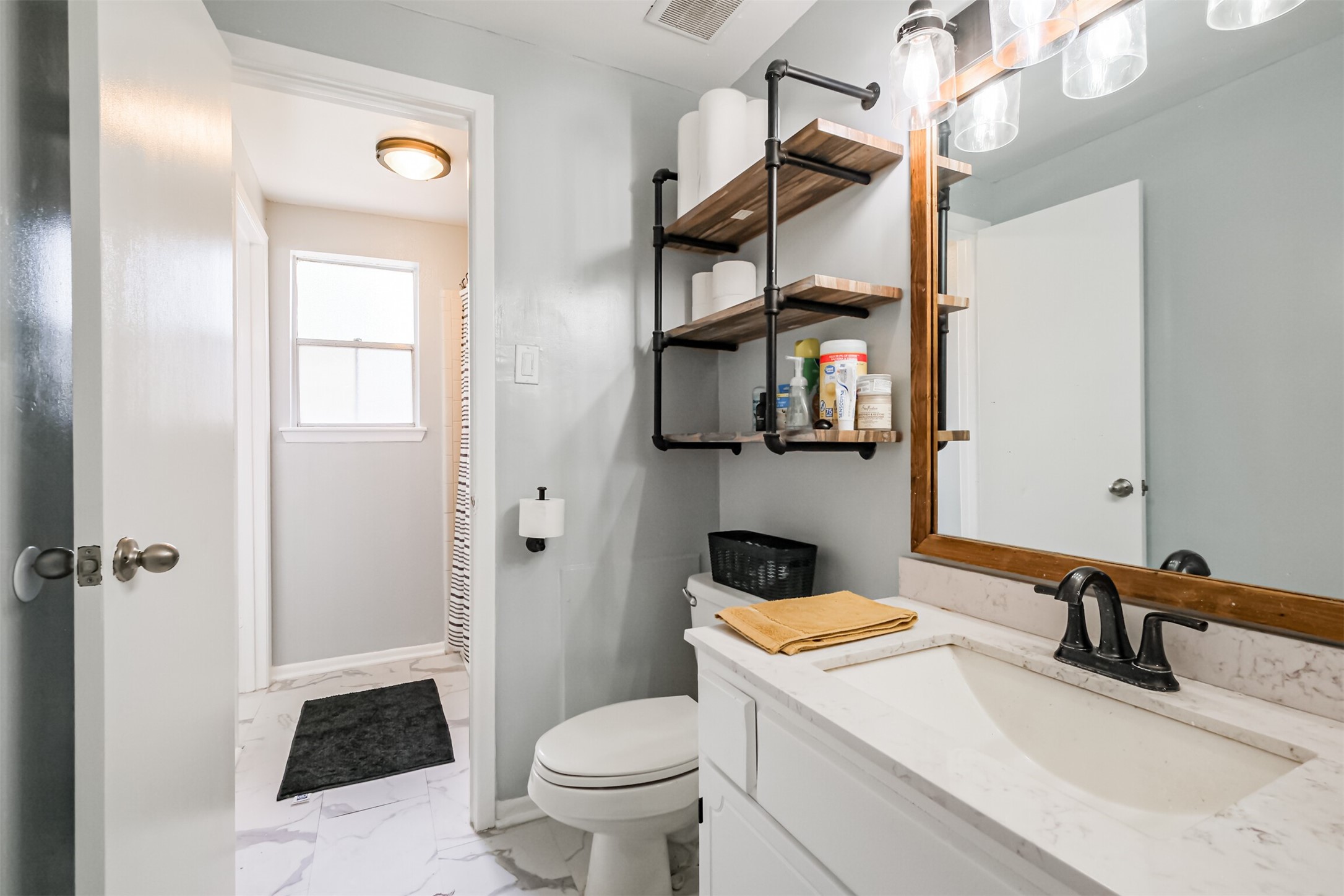 12207 Level Run Street Meadows Place, TX 77477 - Photo 22 of 44