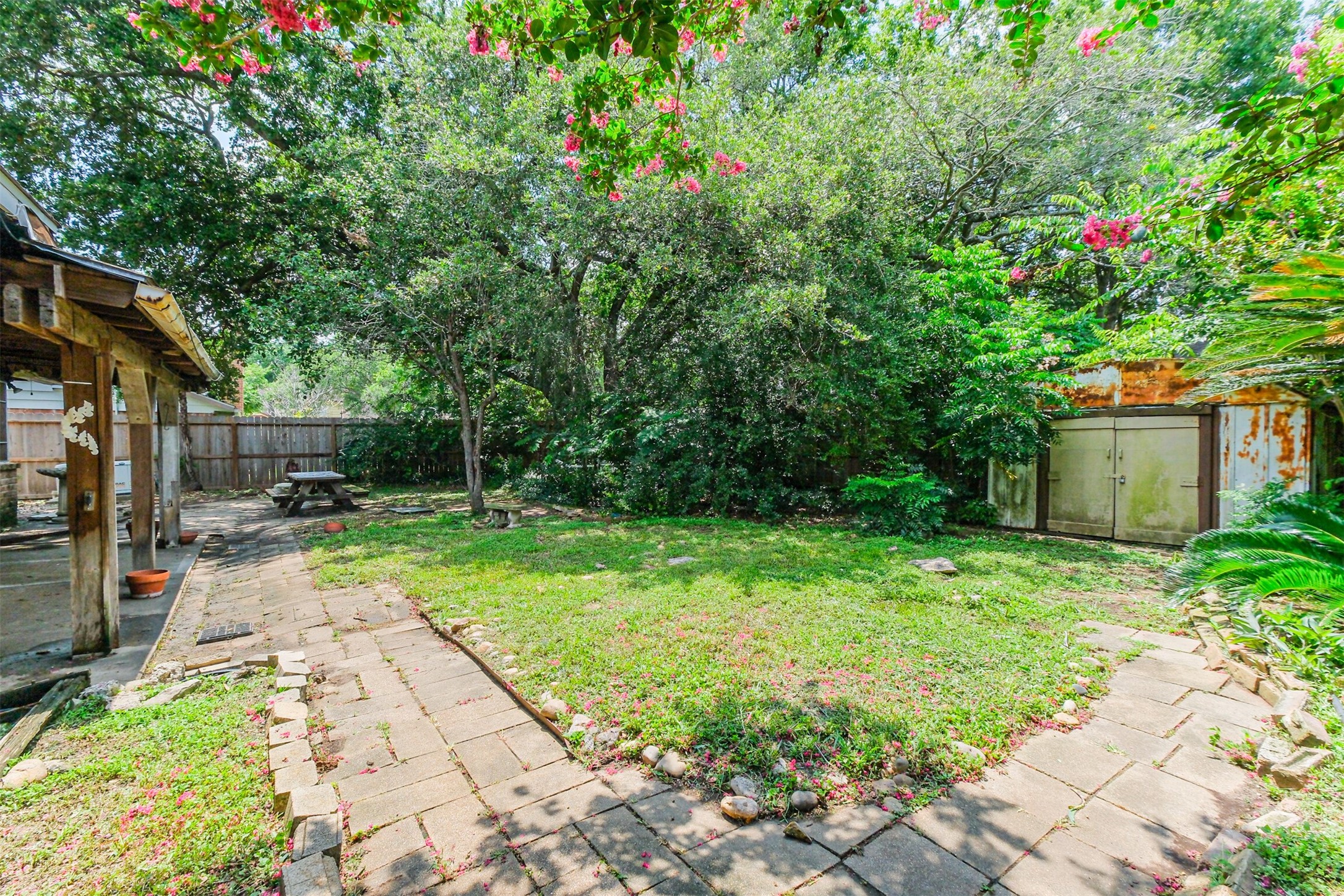 12207 Level Run Street Meadows Place, TX 77477 - Photo 36 of 44