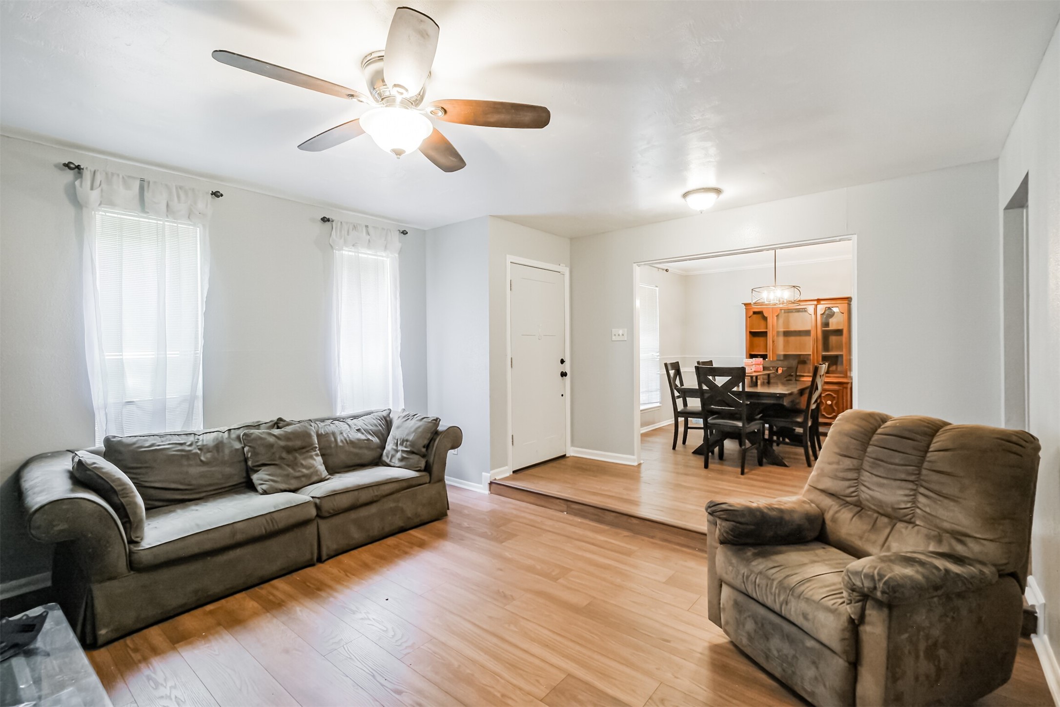 12207 Level Run Street Meadows Place, TX 77477 - Photo 5 of 44