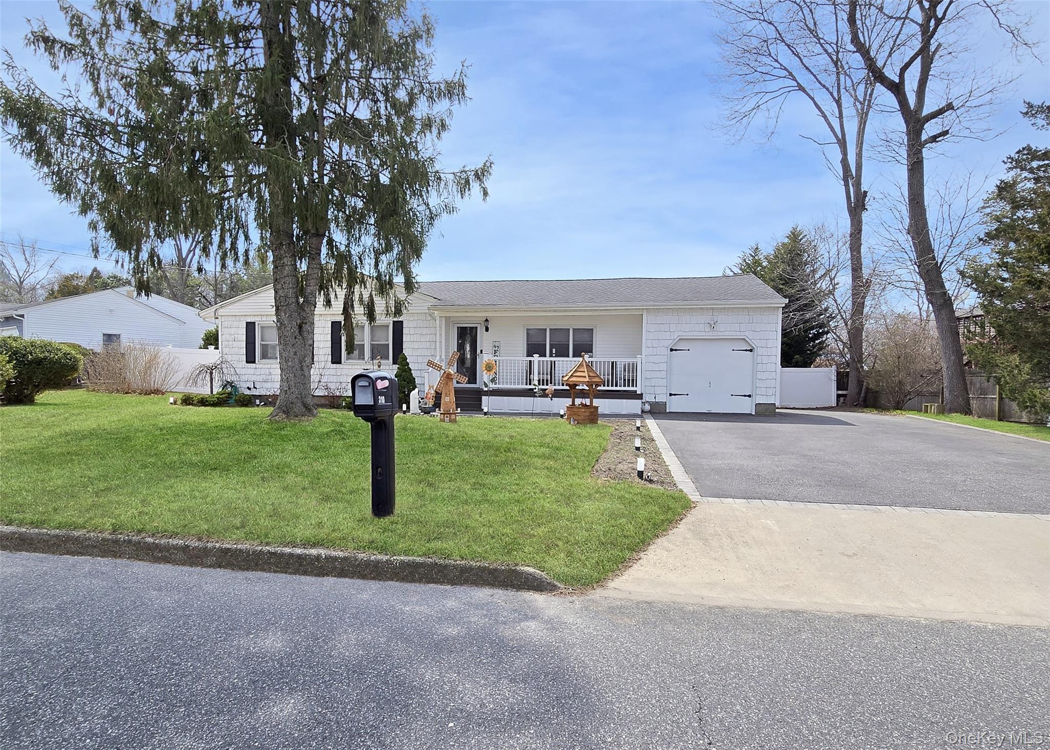 310 Browns Road Nesconset, NY 11767 - Photo 1 of 21