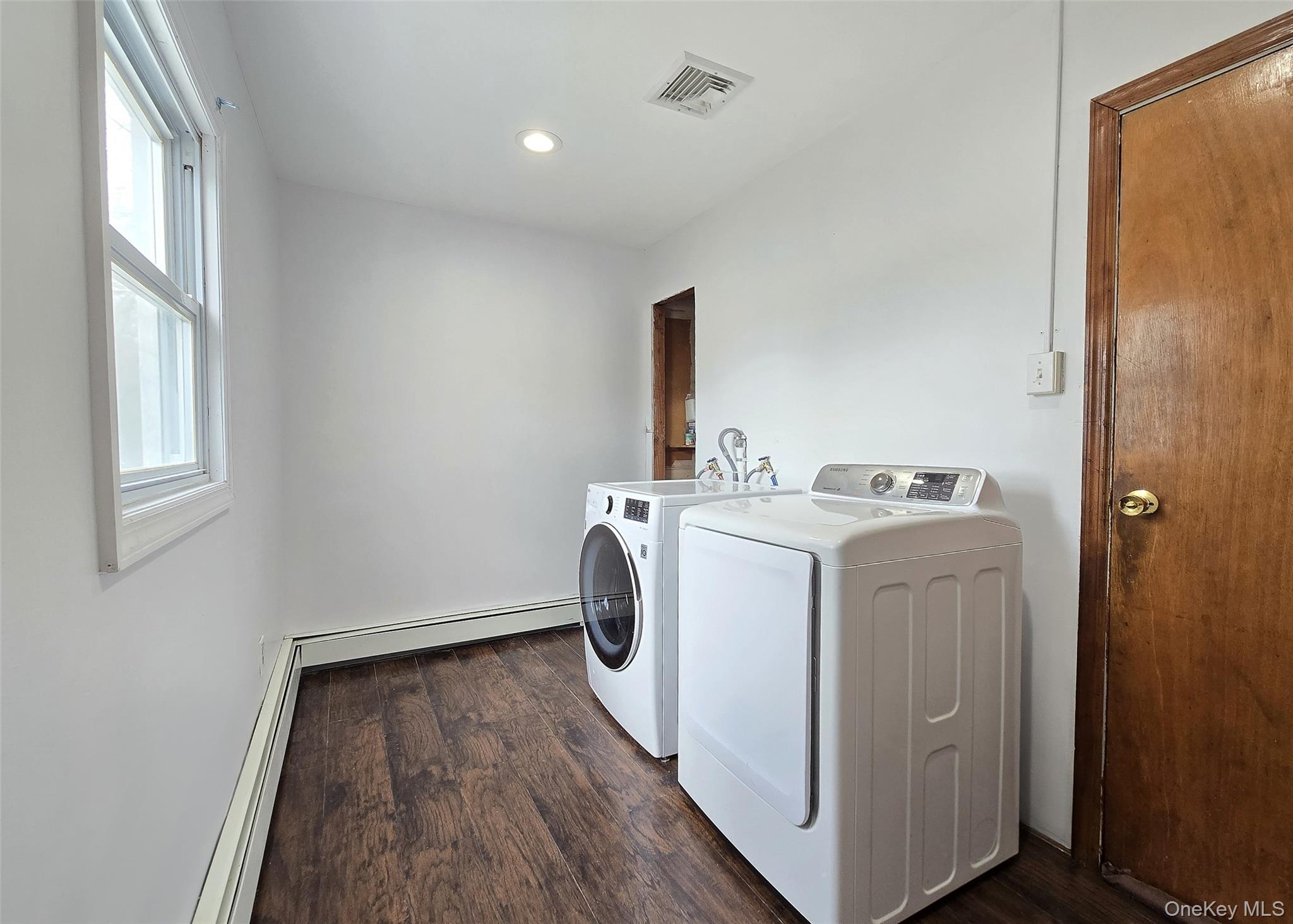 310 Browns Road Nesconset, NY 11767 - Photo 15 of 21