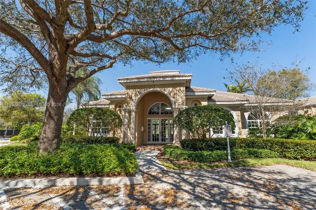 $2,500 | 5758 Northwest 48th Avenue, Pompano Beach, FL 33073