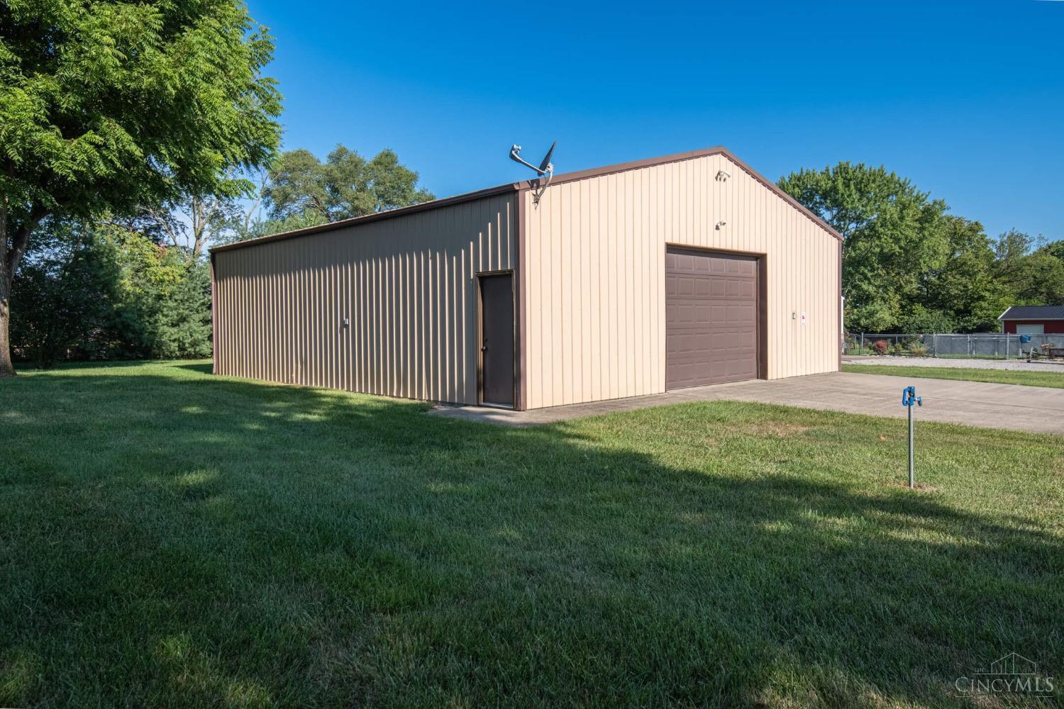 5207 Mosiman Road Middletown, OH 45042 - Photo 34 of 40 Gallery Image 34