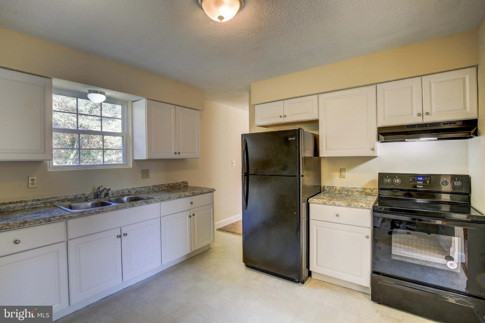 8296 Sycamore Road Lusby, MD 20657 - Photo 9 of 37 Gallery Image 9