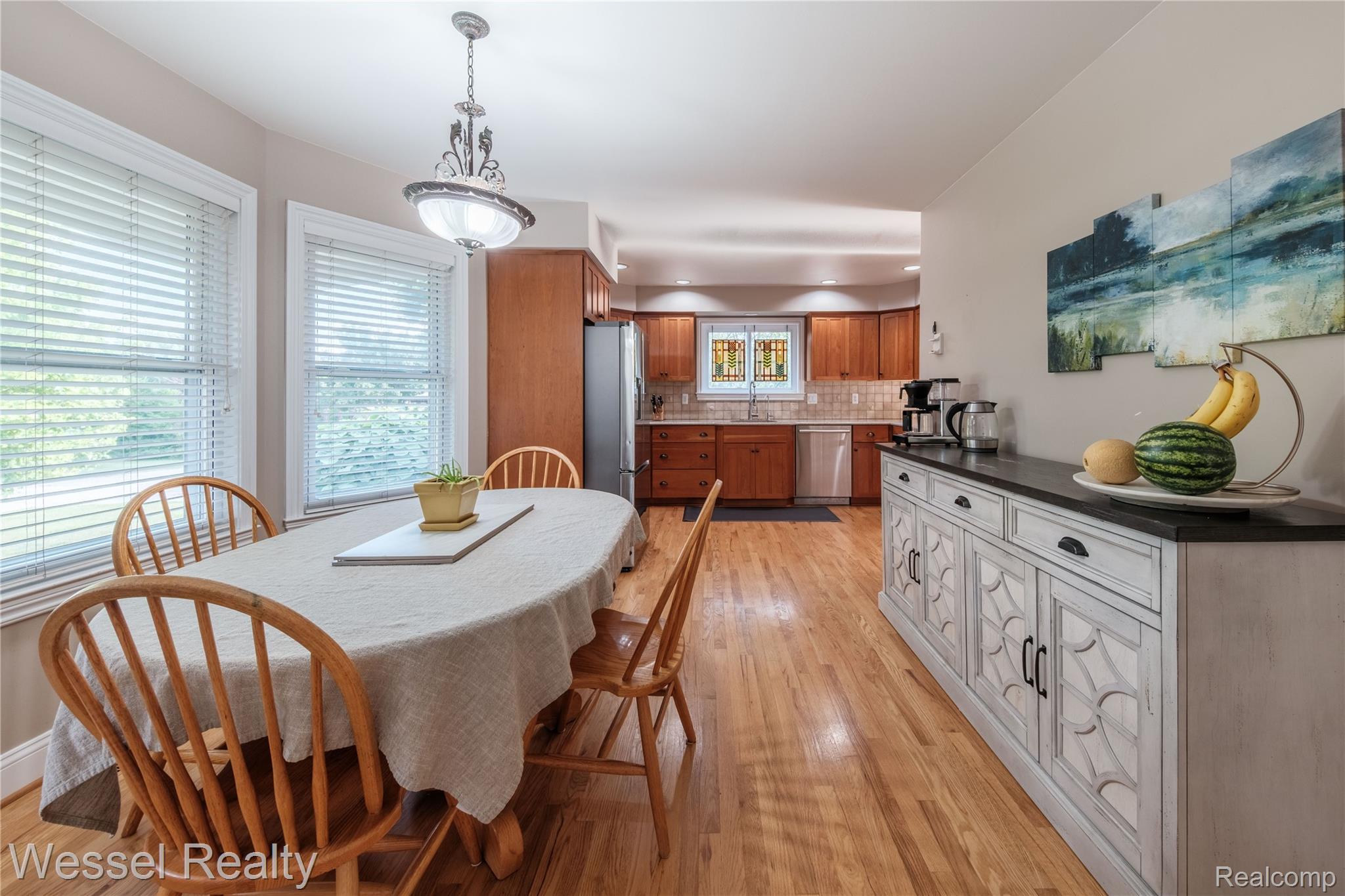 2096 Winchester Road Rochester, MI 48307 - Photo 13 of 41 winchester-013.jpg