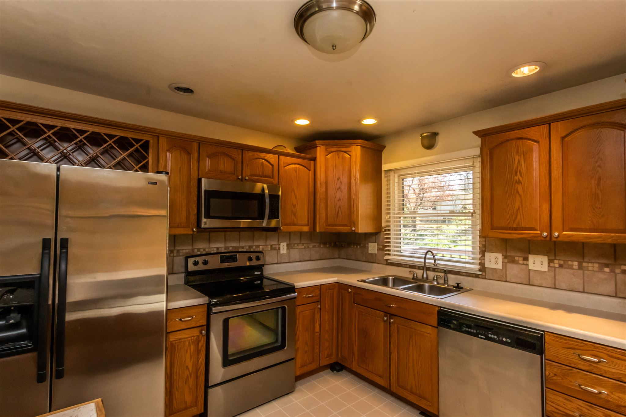 6235 North Hamilton Road Peoria, IL 61614 - Photo 12 of 38 Gallery Image 12