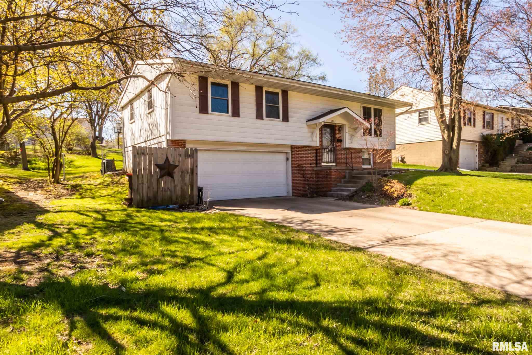 6235 North Hamilton Road Peoria, IL 61614 - Photo 2 of 38 Gallery Image 2