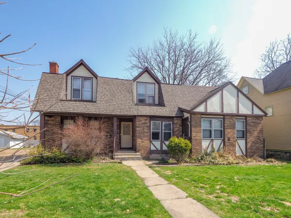 $475,000 | 521 Pearl Street, Kalamazoo, MI 49007
