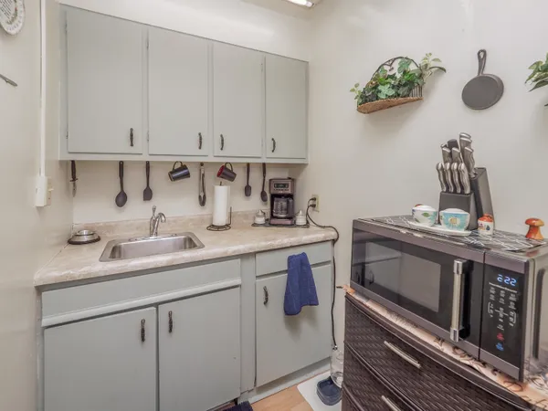 $475,000 | 521 Pearl Street, Kalamazoo, MI 49007