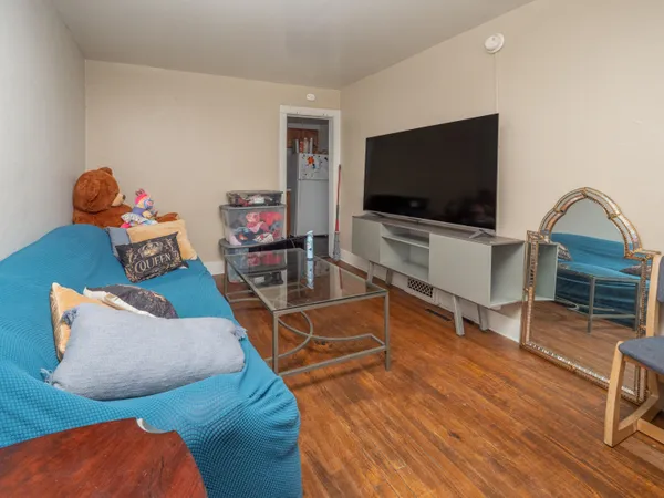 $475,000 | 521 Pearl Street, Kalamazoo, MI 49007