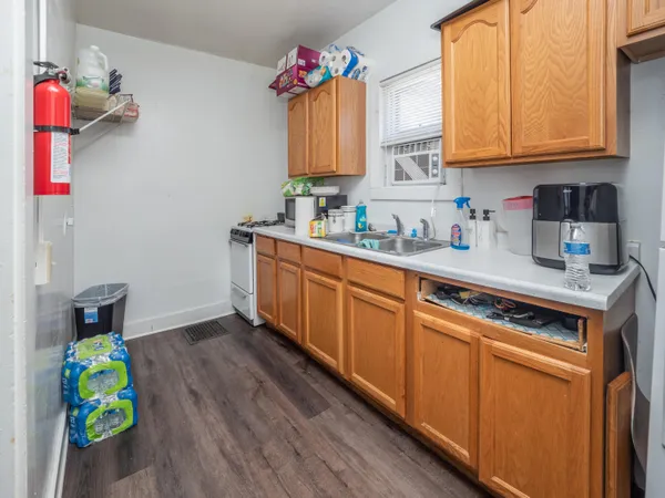 $475,000 | 521 Pearl Street, Kalamazoo, MI 49007
