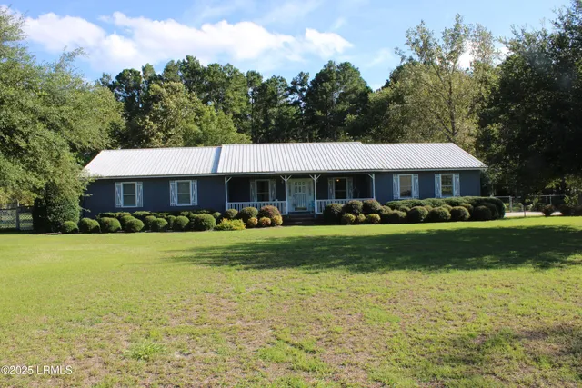 $430,000 | 3222 Charleston Highway, Varnville, SC 29944