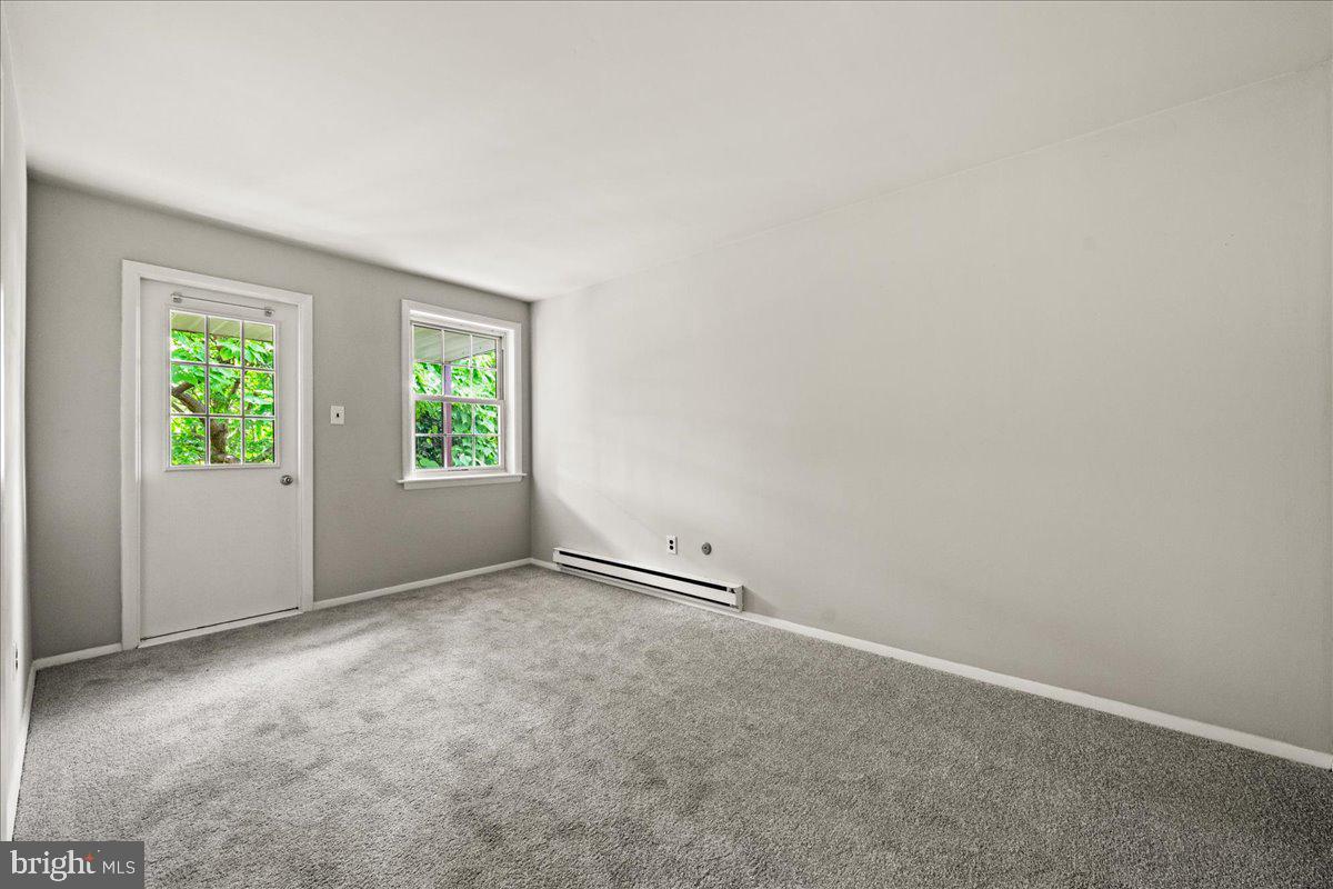 103 Deep Run Road, Unit B4 Dublin, PA 18917 - Photo 20 of 26 Primary Bedroom