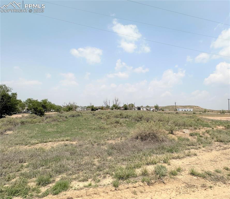 Wilson Avenue Boone, CO 81025 - Photo 4 of 8 a view of a field with an ocean