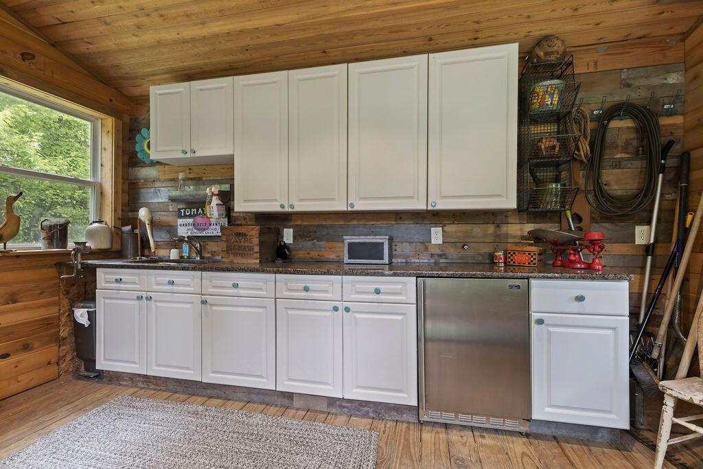 11181 Vans Valley Road Galena, OH 43021 - Photo 46 of 59 49-Shed