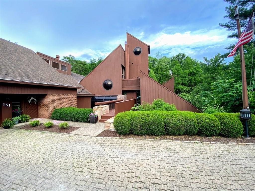 151 Ordale Boulevard Pittsburgh, PA 15228 - Photo 2 of 24