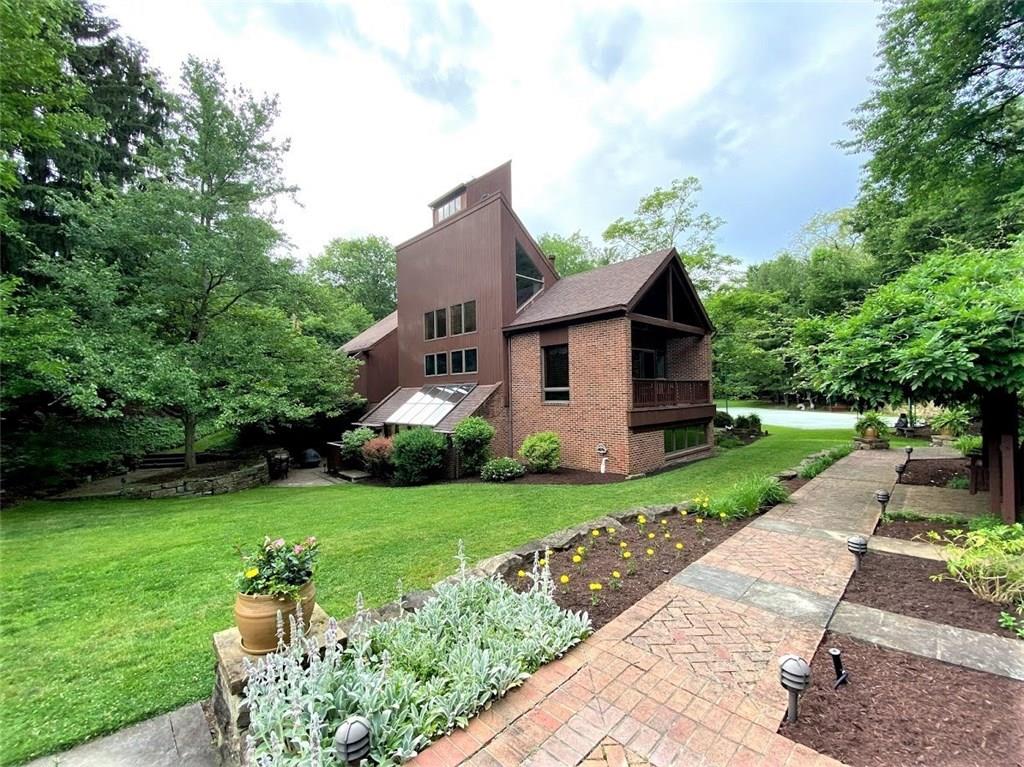 151 Ordale Boulevard Pittsburgh, PA 15228 - Photo 6 of 24