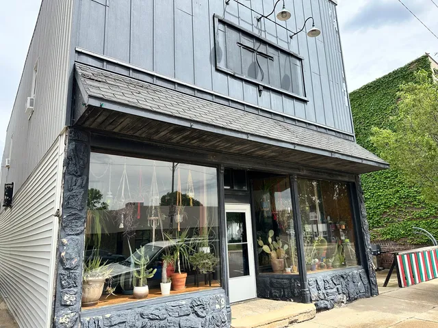 a view of entryway front of house