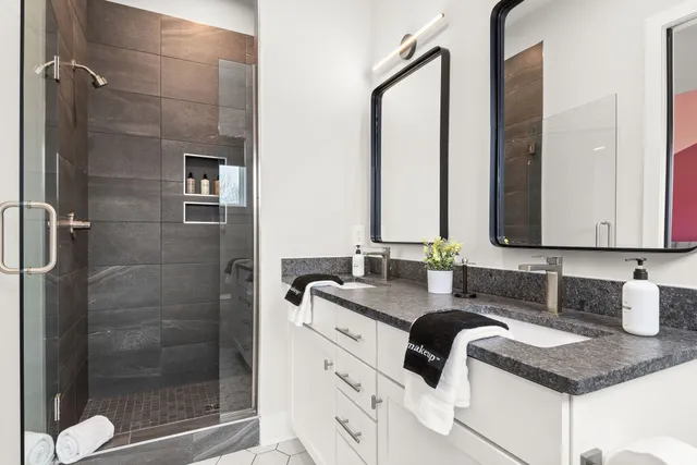 $2,875 | 1202 D 60th Avenue North, Nashville, TN 37209