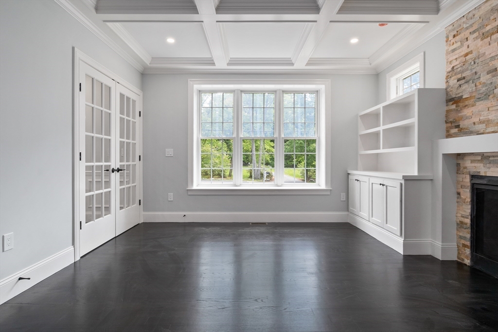 262 Meadowbrook Road Dedham, MA 02026 - Photo 6 of 37