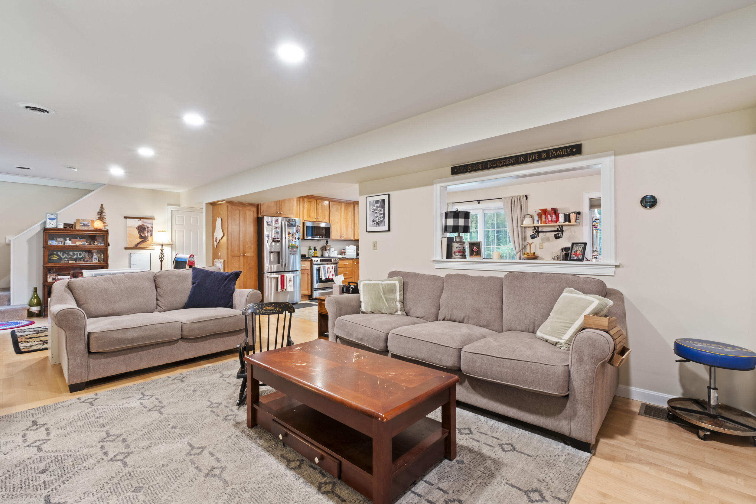 423 Gorden Road Readfield, ME 04355 - Photo 19 of 48 423_gorden_rd-interior-02