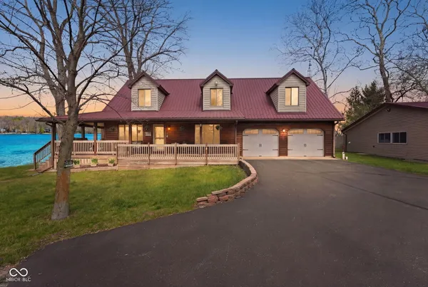 $575,000 | 1145 South Lakeshore Drive, Akron, IN 46910