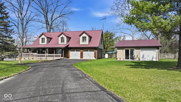 $575,000 | 1145 South Lakeshore Drive, Akron, IN 46910
