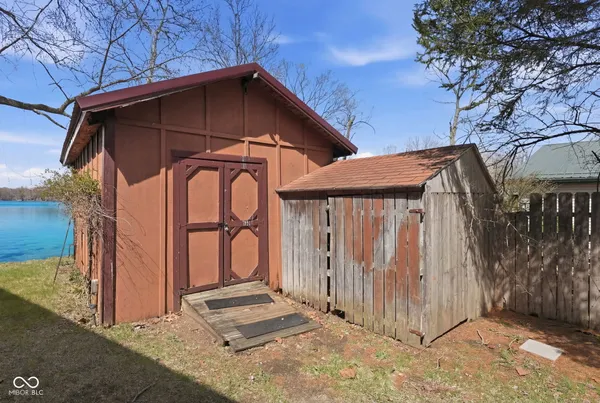 $575,000 | 1145 South Lakeshore Drive, Akron, IN 46910