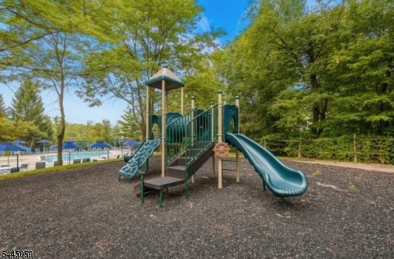 1602 Appleton Way Whippany, NJ 07981 - Photo 22 of 23