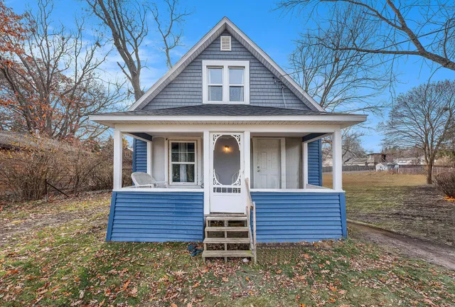 $145,000 | 211 Marble Street, Cadillac, MI 49601