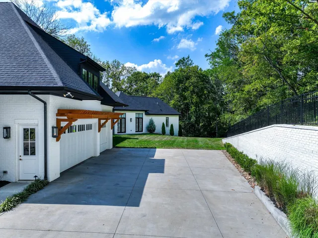 $4,500,000 | 6452 Penrose Drive, Brentwood, TN 37027