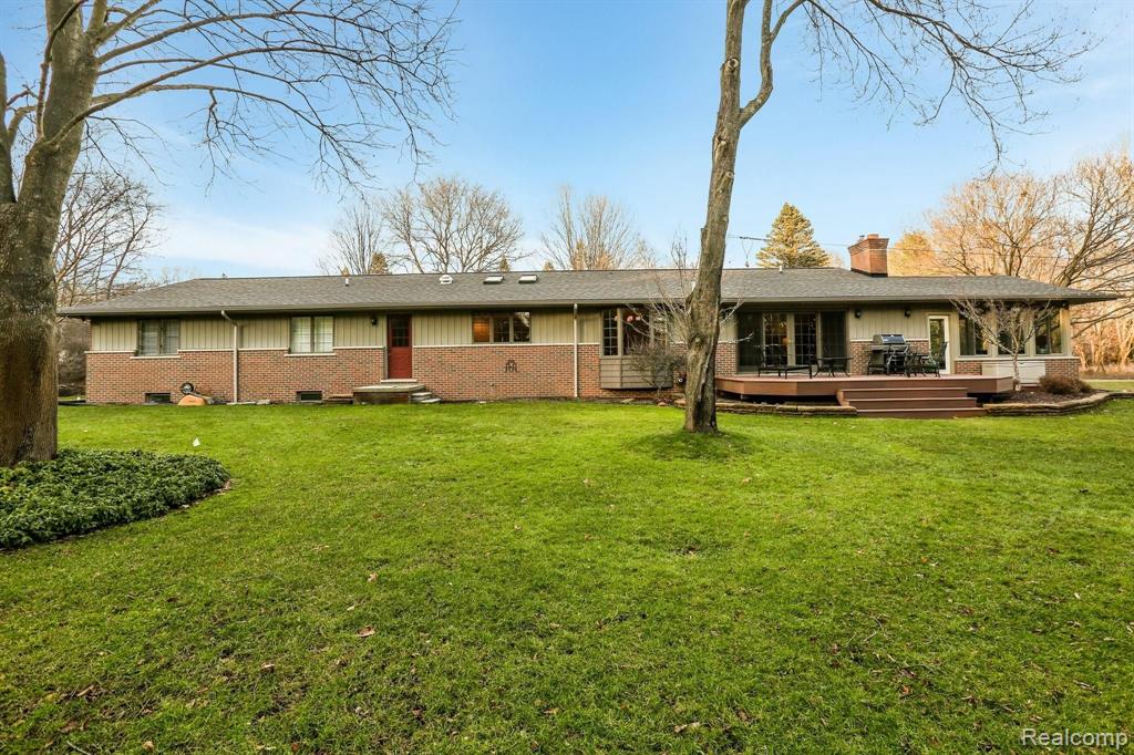 1291 Sunniwood Place Rochester, MI 48306 - Photo 6 of 34