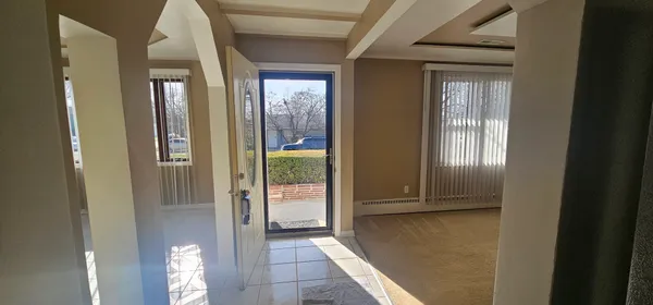$2,100 | 1055 Kenmore Avenue, Aurora, IL 60505