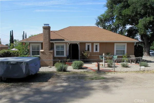 $829,900 | 13250 Dyer Street, Sylmar, CA 91342