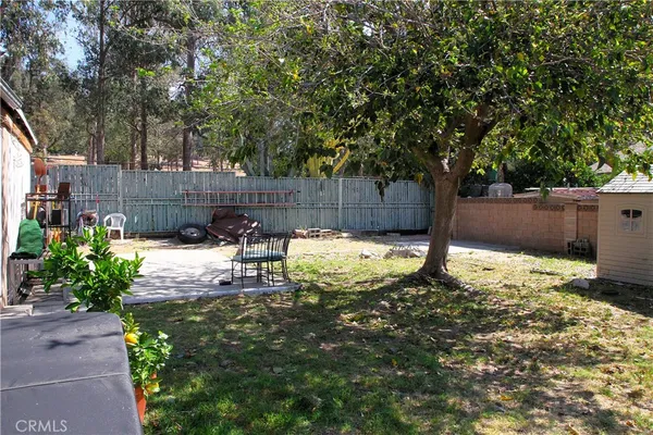 $829,900 | 13250 Dyer Street, Sylmar, CA 91342