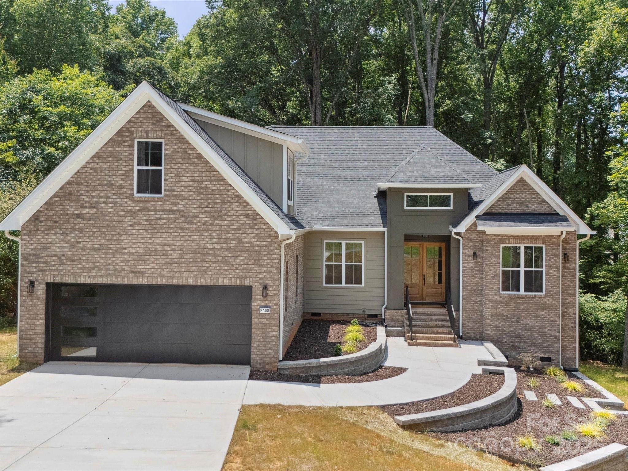 2108 Lakeview Circle Matthews, NC 28105 - Photo 2 of 48