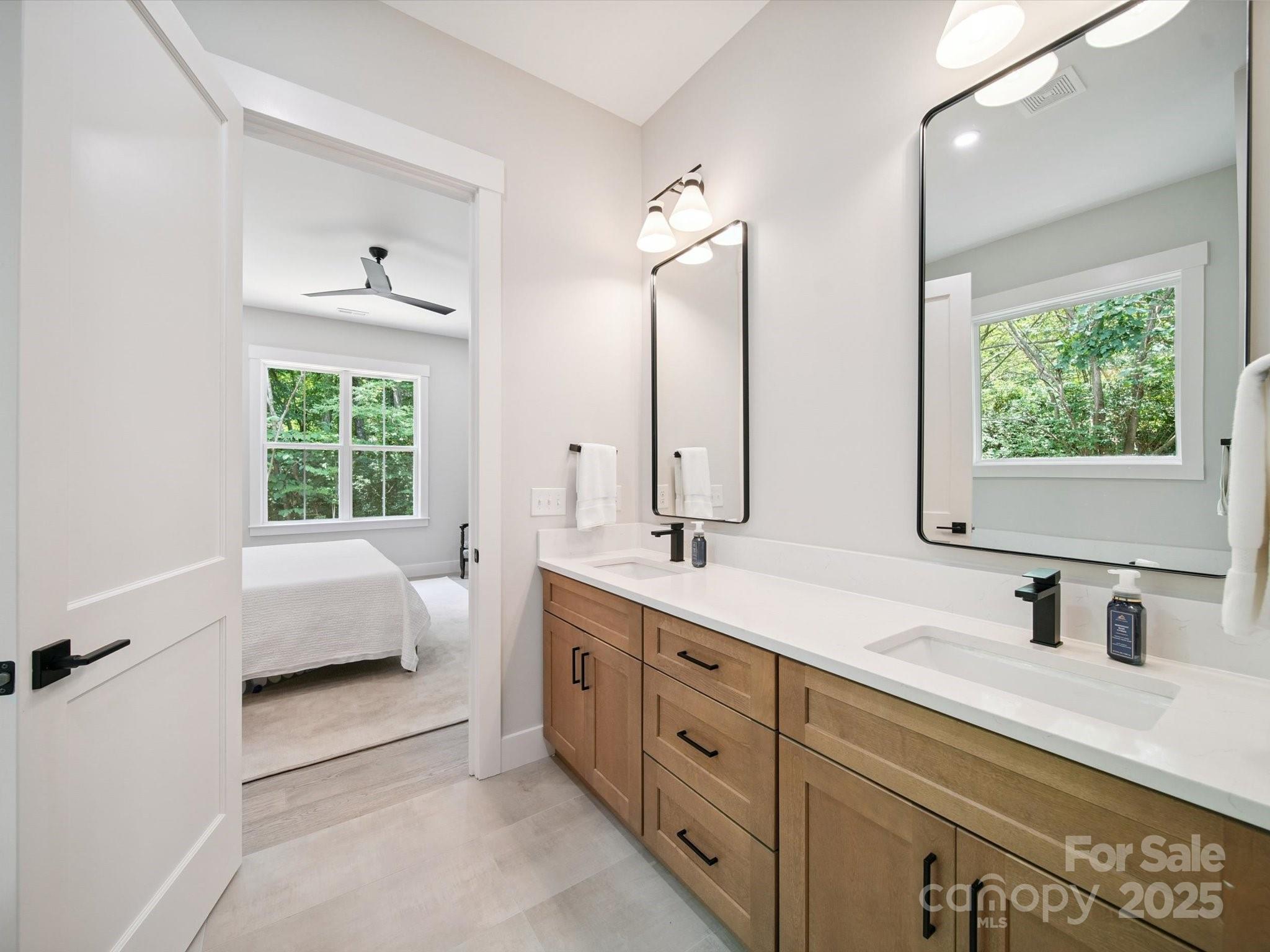 2108 Lakeview Circle Matthews, NC 28105 - Photo 31 of 48