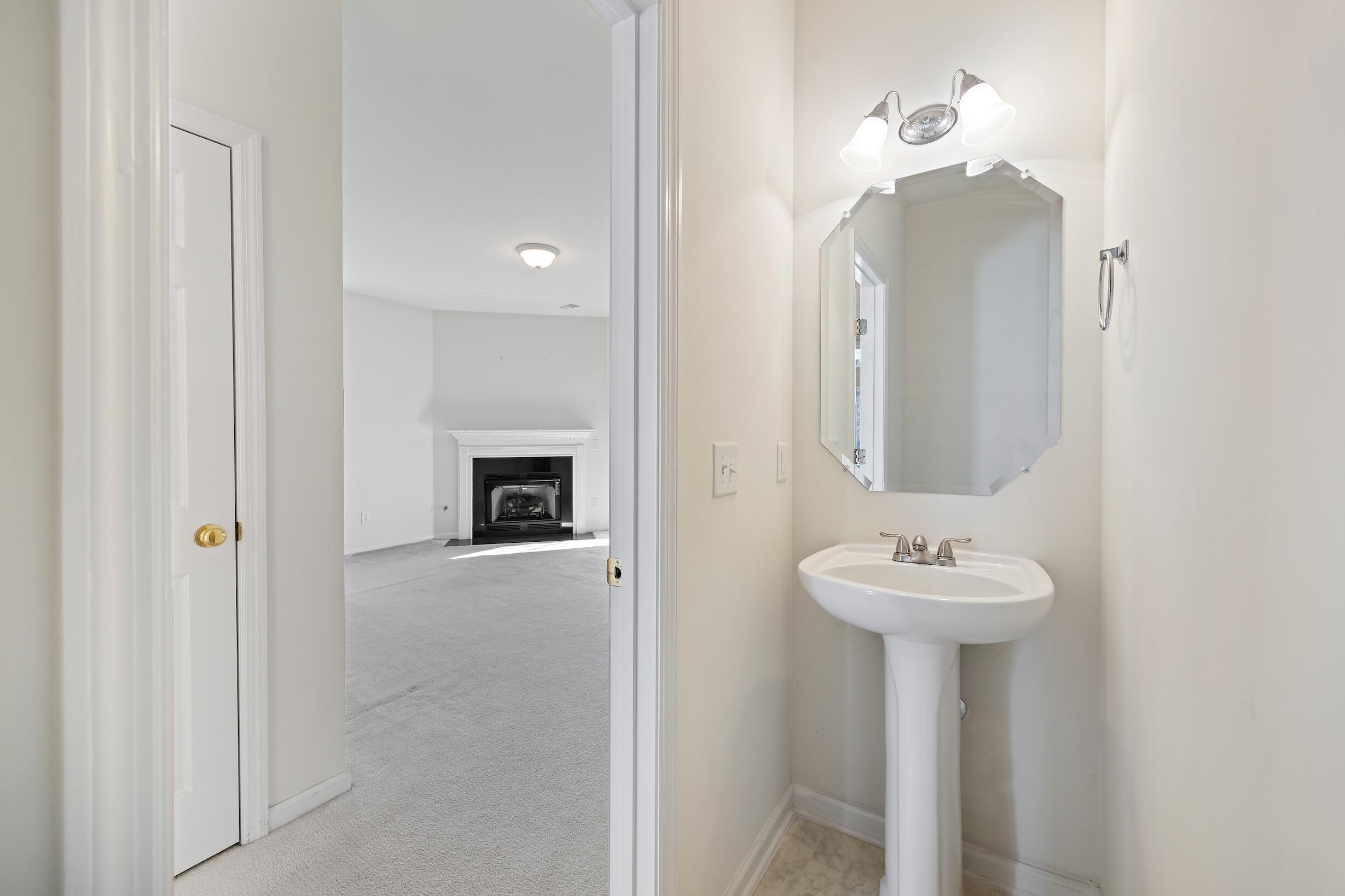 1226 Creek Stone Way Hanahan, SC 29410 - Photo 12 of 24 CHS Real Estate Photography -29