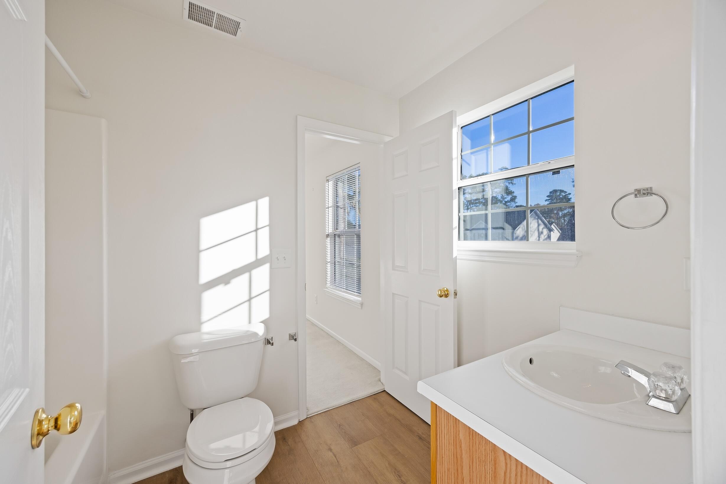 1226 Creek Stone Way Hanahan, SC 29410 - Photo 19 of 24 CHS Real Estate Photography -22